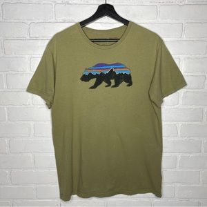 Patagonia Fitz Roy Bear Slim Fit Organic Cotton Shirt Men's Medium Olive Green